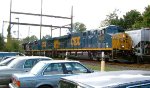 CSX 5203 leading Q438